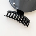 Matte black oversized claw clip for long hair with a stylish non-slip grip design - Black