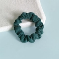 Chouchou d'hiver en velours côtelé vert foncé avec une texture à rayures verticales - Gris Argent