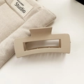 Pinza per capelli rettangolare beige opaco per donna con design minimalista a incastro - Beige