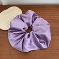 Coletero grande de satén púrpura elegante con textura sedosa para peinado de moda - Violeta