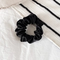 Chouchou en satin noir brillant avec design plissé pour une coiffure élégante - 13# (Noir)