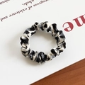 Chouchou rétro en satin à rayures de tigre noir et blanc avec perles pour coiffure élégante - Rayures Tigre Noir Blanc (51#)