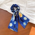 Starry Night Ölgemälde Scrunchie mit langem Band aus tiefblauem Seidenstoff - Sternennacht Stil (1#)