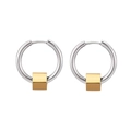 Minimalistische zilveren oorringen met gouden kubusbedels in gepolijst titaniumstaal - Zilveren Creool Gouden Kubus Stijl (XYR0003-G)