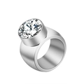 Bague minimaliste en acier titane argenté avec un grand zircon blanc et fini mat - US 6 / Argent Brossé Minimaliste (XYR0042)