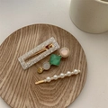 Lot de trois barrettes avec pince en perles, clip en acétate marbré et épingle rétro verte - Combinaison Carrée Blanche