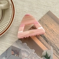 Details zur Haarspange aus Acetat in Rosa-Marmor mit goldenem Logo-Schriftzug - Gelee Rosa