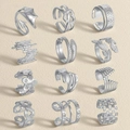 Set aus 12 verstellbaren silbernen Ringen mit verschiedenen gravierten Mustern - Silber