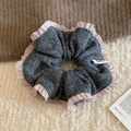 Elastico per capelli in maglia grigia con pizzo rosa per acconciature eleganti - Grigio