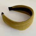 Diadema acolchada amarillo mostaza retro para mujer con diseño elegante de corona alta - Amarillo