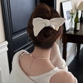 Barrette à cheveux élégante avec nœud en tweed crème pour femmes au style raffiné - Pince Bec de Canard à Nœud / Blanc