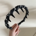 Elegant black and white tweed headband with white pearls and internal hair comb teeth - Black
