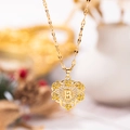 Collar de corazón dorado con letra B, detalle de flor de rosa y circonitas - Oro B