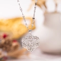Collar de corazón plateado con borde de rosa y colgante letra N para mujer - Plata N