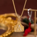 Collana d'oro vintage con ciondolo a piastrina inciso e lettera A di stile retrò - Lettera A / Oro A