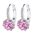 Eleganti orecchini a cerchio in argento con grande zircone rosa e dettagli in pavé - Rosa