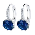 Orecchini in argento con zircone blu zaffiro ovale e pietre bianche brillanti - Blu