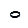 Bague minimaliste en métal noir avec finition brillante sur fond blanc épuré - Noir