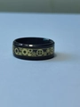 Bague steampunk en acier titane noir avec incrustation d'engrenages mécaniques dorés - US 7 / Noir & Or