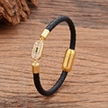 Bracelet en cuir tressé noir avec fermoir magnétique doré et pierre précieuse verte - Style de pierre précieuse rectangulaire verte (Style-1)