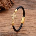 Bracciale da uomo in pelle nera intrecciata con croce dorata e chiusura magnetica - Stile Croce con Pavé di Zirconia Bianco (款式-3)