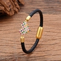 Bracciale bohémien in pelle intrecciata con cuore di zirconi colorati e chiusura magnetica - Stile Cuore in Zircone Colorato
