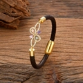 Bracciale in pelle intrecciata marrone con farfalla dorata e pietre preziose colorate - Stile Farfalla Gemma a Forma di Pera (Stile-1)