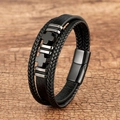 Bracciale multistrato da uomo in pelle nera con croci metalliche e chiusura magnetica - Agata nera