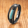 Détail du bracelet multi-rangs en cuir avec pierre turquoise et fermoir magnétique noir - Turquoise