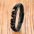 Makroaufnahme von Herren Lederarmband mit geflochtenen Bändern und Tigerauge-Perlen - Blaues Tigerauge A