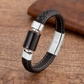 Macro dettagliata di un bracciale in pelle intrecciata da uomo con chiusura magnetica argento - Stile Agata Nera Argentata (Silver-3)