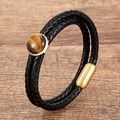 Dettaglio del bracciale doppio in pelle nera con pietra occhio di tigre e chiusura dorata - Stile Occhio di Tigre (Stile-9)