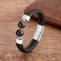Détail du bracelet en cuir tressé noir avec pierres oeil de tigre et fermoir magnétique - Œil de Tigre Bleu (Boucle Argentée)