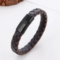 Detail van de zwart en bruin gevlochten leren armband met een magnetische sluiting - Zwart en Bruin Geweven-Matzwarte Gesp (Style-8)