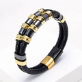 Detailansicht des zweilagigen Lederarmbands mit gold- und gunmetalfarbenen Perlen - Schwarzes Leder Mit Gold-Schwarzer Schließe (Stil-2)