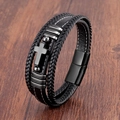 Vue détaillée d'un bracelet multicouche en cuir pour homme avec croix noire et fermoir aimanté - Fermoir Noir-Croix Noire