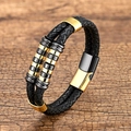 Primer plano de pulsera de cuero trenzado de doble capa con cierre magnético dorado - Oro Negro