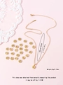 Détail du collier pendentif 26 lettres dorées avec spécifications de taille et de poids - Or / Lettre M