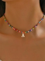 Collana bohémien di perline colorate con un ciondolo a forma di lettera A in argento - Lettera A / Oro/Multicolore