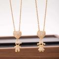 Süße Jungen- und Mädchenanhänger an Goldketten mit Zirkonia und Herzdesigns - Kupfer / Mädchen-Stil (XXDZ-775)