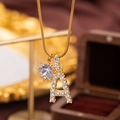 Luxuriöse goldene Schlangenkette mit Zirkonia-Buchstabe A und Sonnenblumen-Anhänger - Buchstabe A