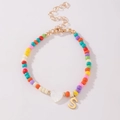 Kleurrijke kralenarmband met witte schelpen hart en gouden letter S bedel sieraad - Letter S Stijl (B2504240890)