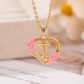 Collana a cuore dorata con lettera T e fiori in smalto rosa per donna - Lettera T / Oro
