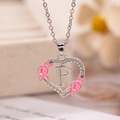 Collana a cuore argento con ciondolo lettera P e decoro floreale in smalto rosa - Lettera P / Argento