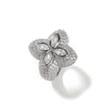 Makroaufnahme vom Kleeblattring aus Silber mit Marquise-Steinen und Pavé-Diamanten - US 7 / Silber