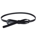 Fine ceinture noire en cuir avec boucle en nœud papillon pour robes de style minimaliste - Noir