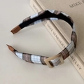 Detail of retro plaid headband with square buckle and vintage college style texture - Blue Coffee Plaid Square Buckle Style