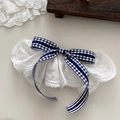 Elegante fermaglio per capelli in pizzo bianco con fiocco a quadri blu scuro da studio - Fiocco a Quadri