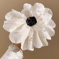 Elegante pinza de pelo de encaje blanco con flores y perlas para peinado dulce - Blanco
