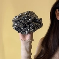 Chouchou plissé oversize gris argenté métallisé avec revêtement brillant haute qualité - Gris Argent